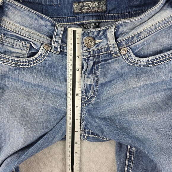 Silver Jeans Co. Suki Surplus Capri Jeans Womens 27 Blue Mid Rise Crop - Picture 8 of 10